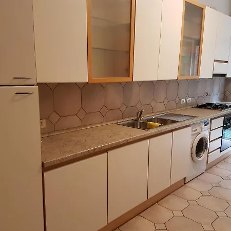 La Casa Di Ari Vicinissimo Ospedale Gaslini Apartament