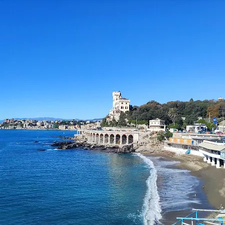 Apartament La Casa Di Ari Vicinissimo Ospedale Gaslini